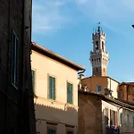 Violante House Appartamento Siena